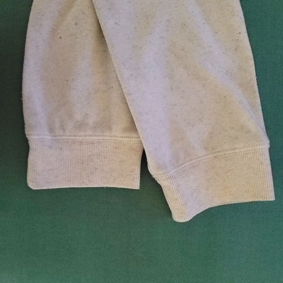 Bundle of 2 OshKosh B'Gosh Pajamas Sizes 7/12 in Beige - Picture 7 of 9